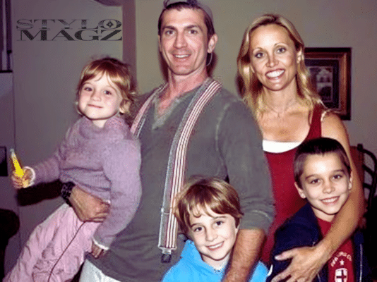 Kirsten Barlow eith Husband Joe Lando and her Childs